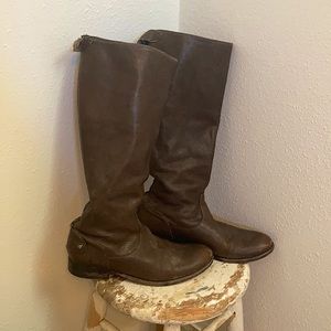 Frye Boots , size 10B, Taupe